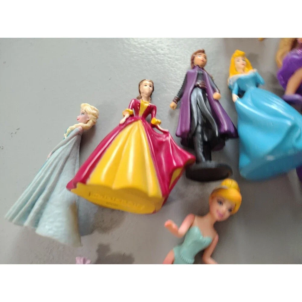 Huge 60+pc Random Girl Toys Toy Figure Lot Disney, Trolls, MLPony, Animals Dogs - Picture 9 of 11